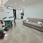 Nyaraló Abbate Miri